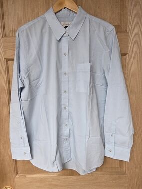 Universal Thread Large Light Blue Button-Up Dress Shirt